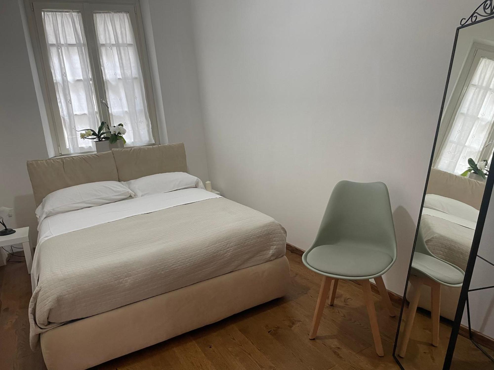Center, Quiet, Large And Fine Apartment, Lucca