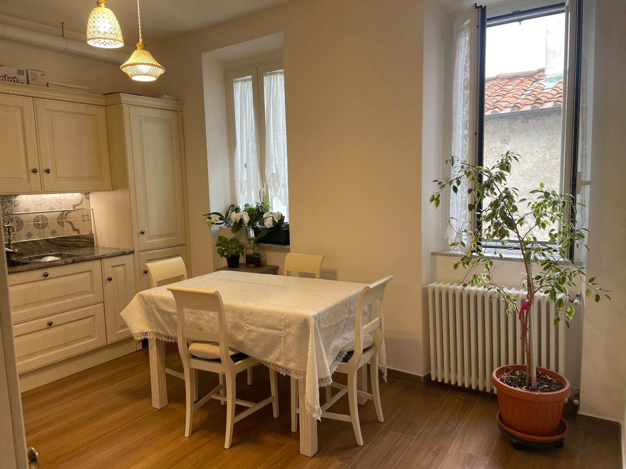 Center, Quiet, Large And Fine Apartment, Apartamento Lucca